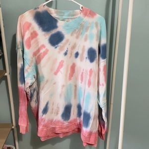 American Eagle Tie-Dye oversized sweatshirt. Perfect for leggings. Size M.